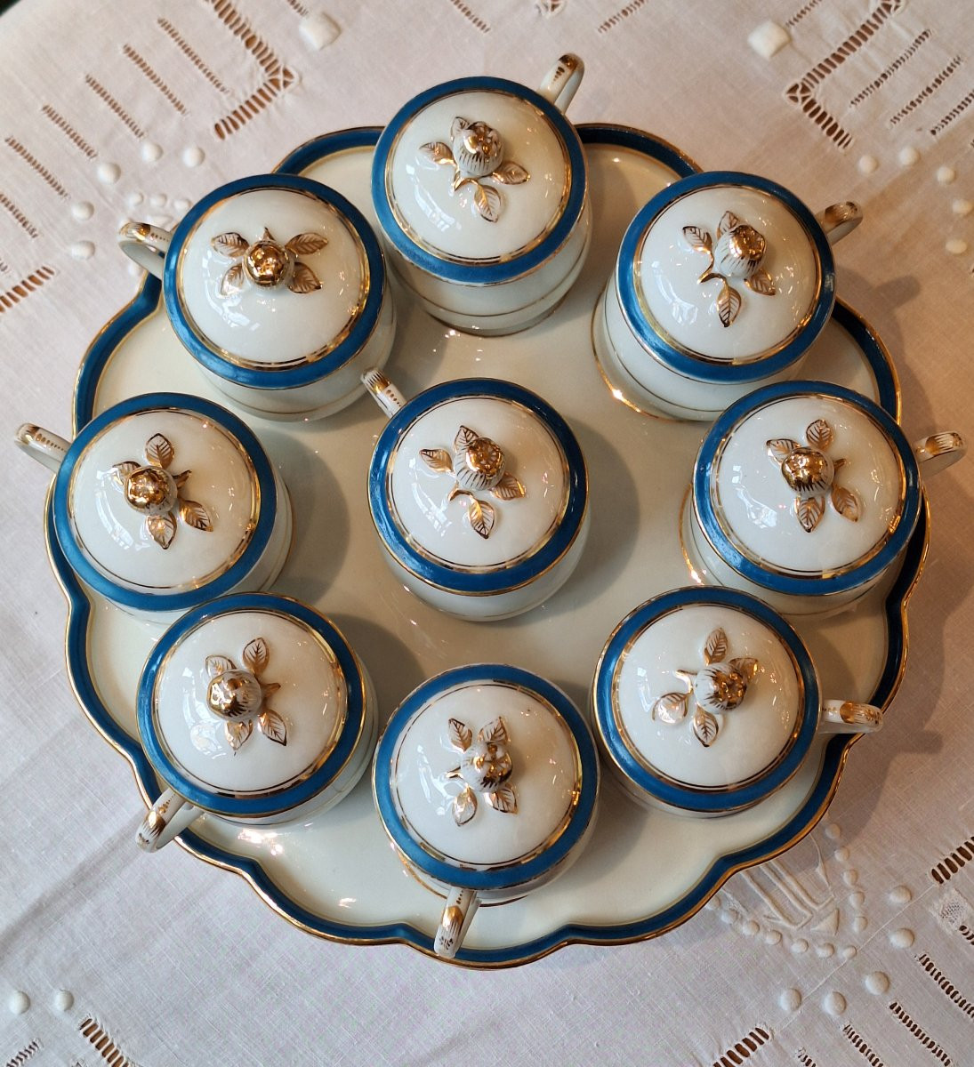 9 Paris Porcelain Juice Or Cream Pots On A Stand -photo-2
