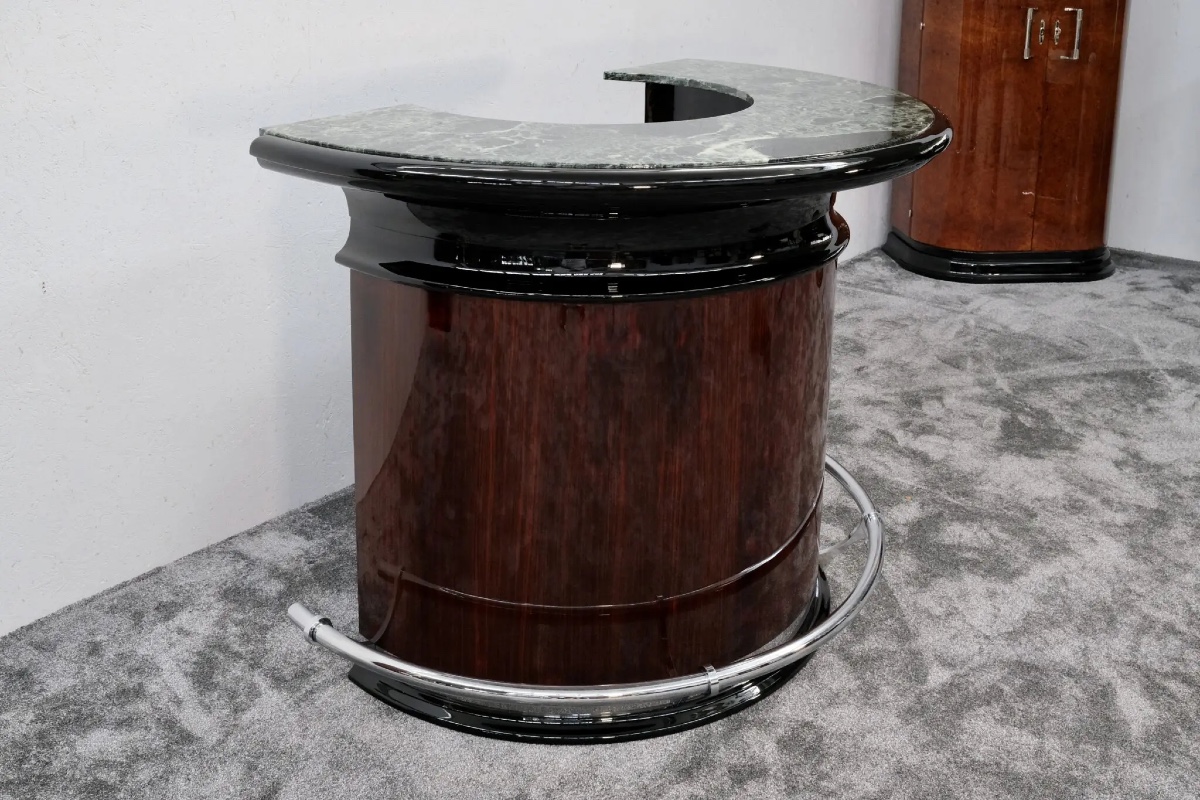 Semi-circular Bar With Marble Top-photo-3