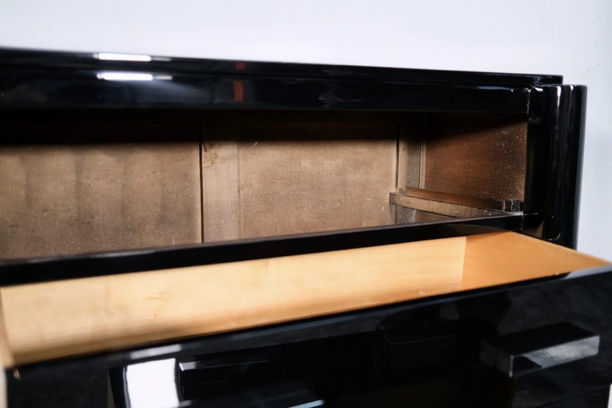 Art Deco High Gloss Black Lacquered Chest Of Drawers-photo-2