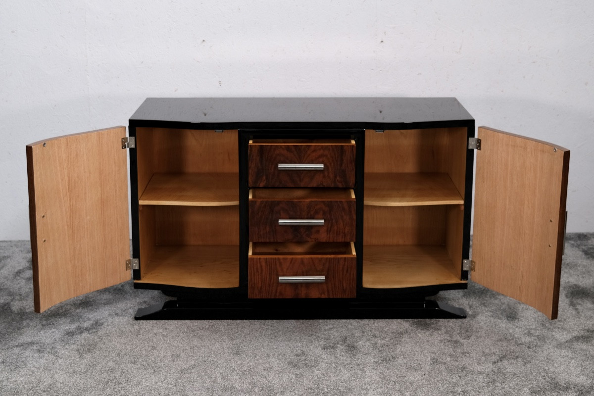 Small Art Deco Walnut Sideboard With 3 Drawers In The Center.-photo-1