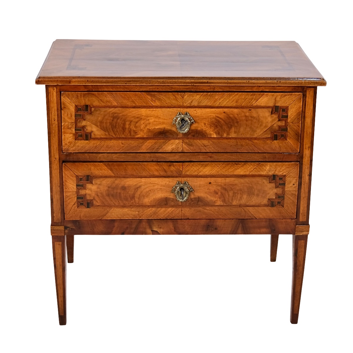 Commode Louis XVI à deux tiroirs, en noyer, vernis au tampon appliqué à la main.