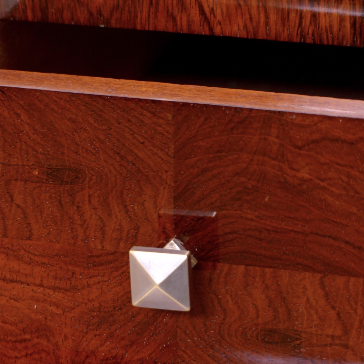 Elegant Art Deco Chest Of Drawers, With 3 Drawers And 2 Doors -photo-3