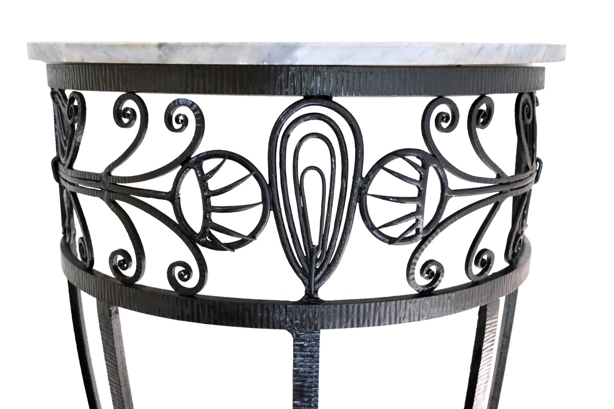 Three-piece Entryway Set Consisting Of A Mirror And A Half-moon Console Table In M-photo-1