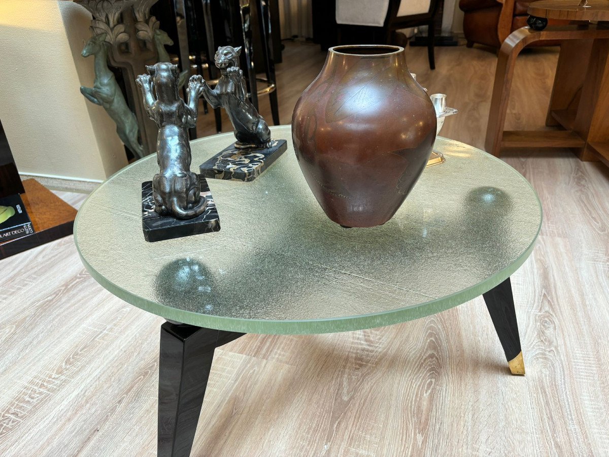 Modernist Circular Coffee Table, Art Deco Circa 1930
