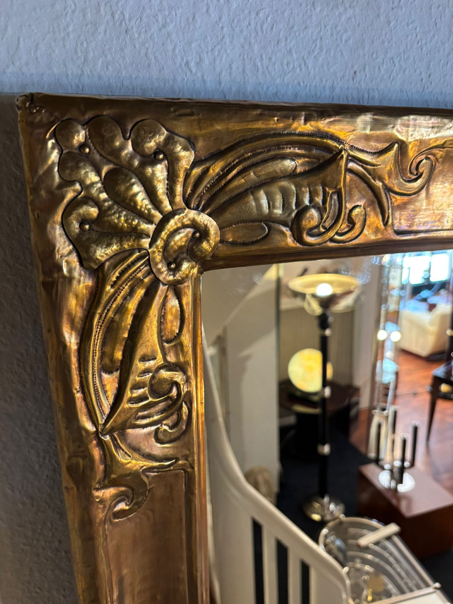 Miroir Art Nouveau au cadre en laiton signé-photo-1