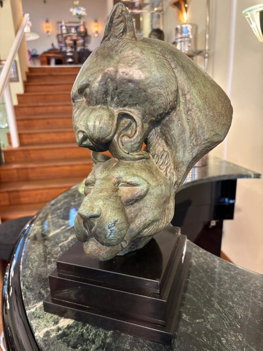 Sculpture Art Déco deux têtes de panthères signée M. Leducq