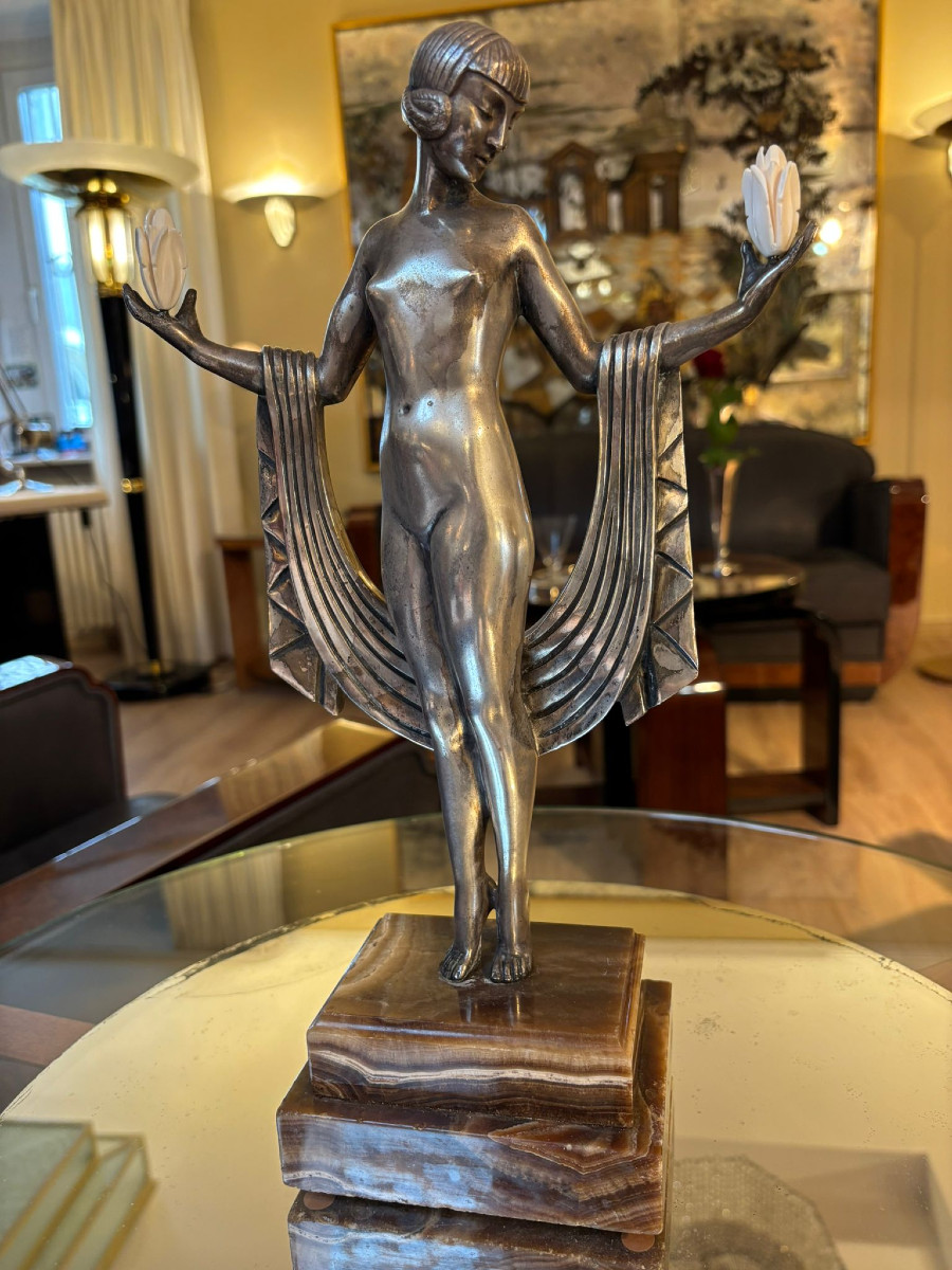 Sculpture en bronze Art Déco vers 1930 de Pierre Le Faguays