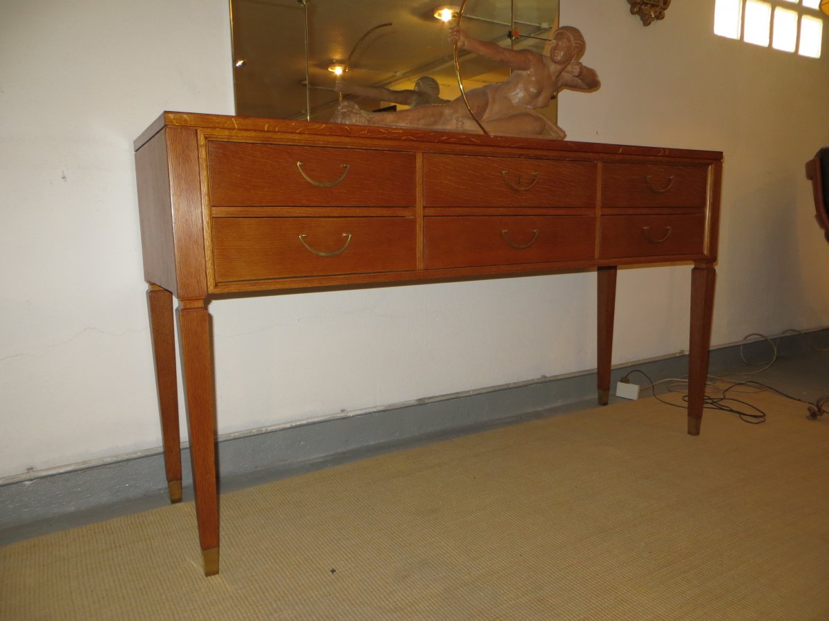 Oak Console