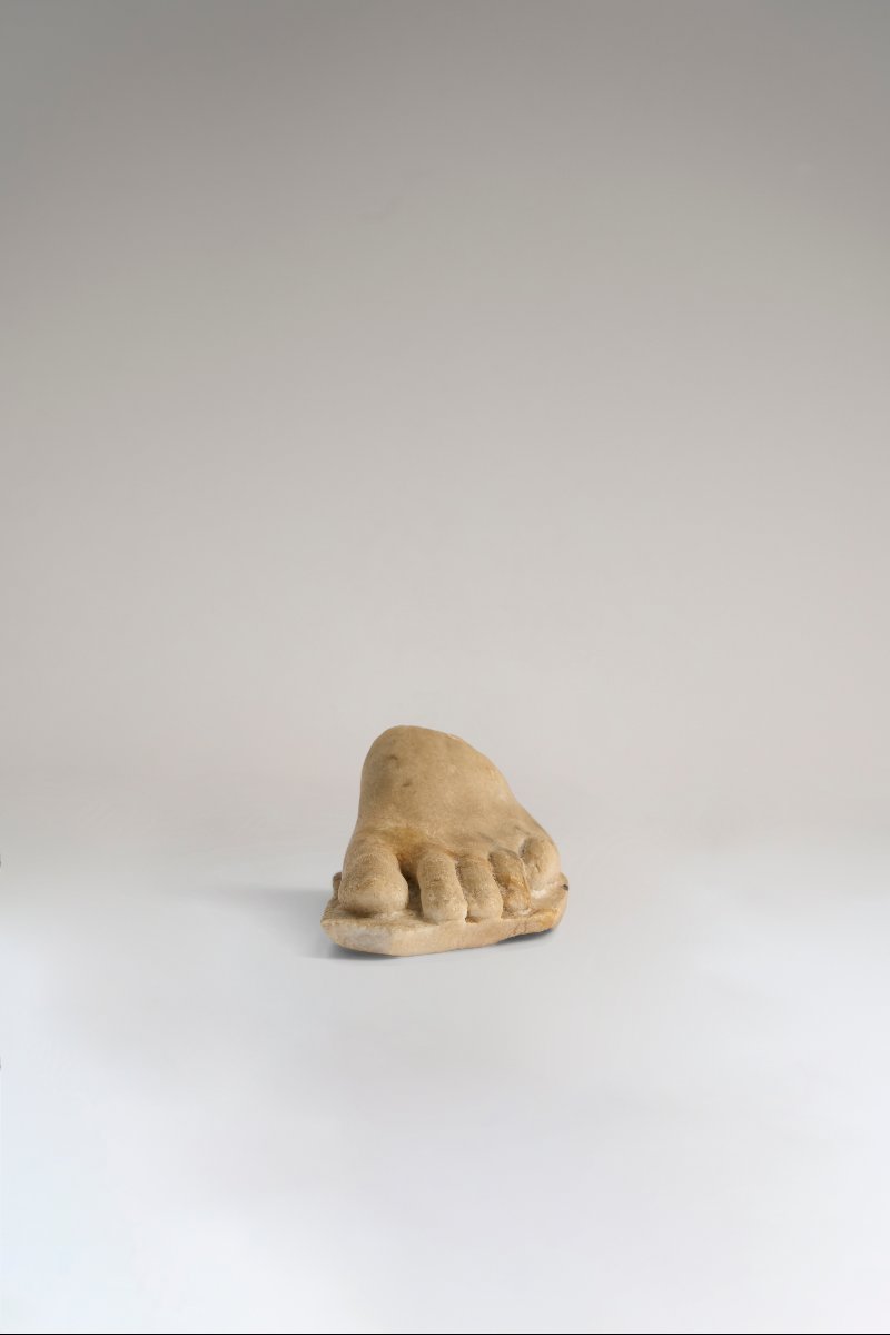 Pied en marbre romain-photo-3