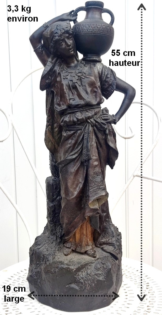 GRANDE SCULPTURE ORIENTALISTE 1900 - TERRE-CUITE POLYCHROME - JEUNE FEMME PORTEUSE D'EAU-photo-2