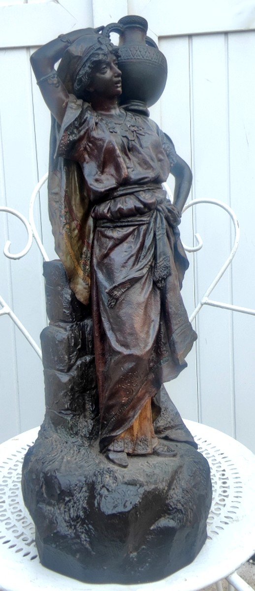 GRANDE SCULPTURE ORIENTALISTE 1900 - TERRE-CUITE POLYCHROME - JEUNE FEMME PORTEUSE D'EAU-photo-4