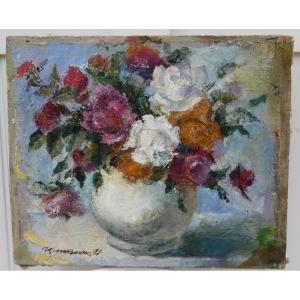 NATURE-MORTE IMPRESSIONNISTE 1921...BOUQUET DE ROSES & VASE...UNE SIGNATURE CYRILLIQUE ?