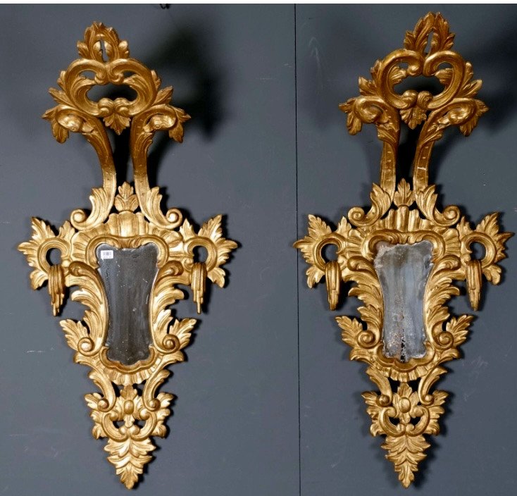 Important Pair Of Baroque Period Mirrors In Carved Wood - Italy 18th Century
