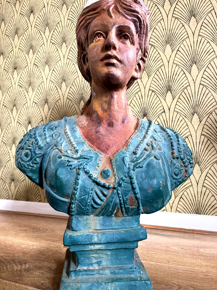 Buste de Femme en fonte à réhauts polychrome - 19ème. siècle-photo-2