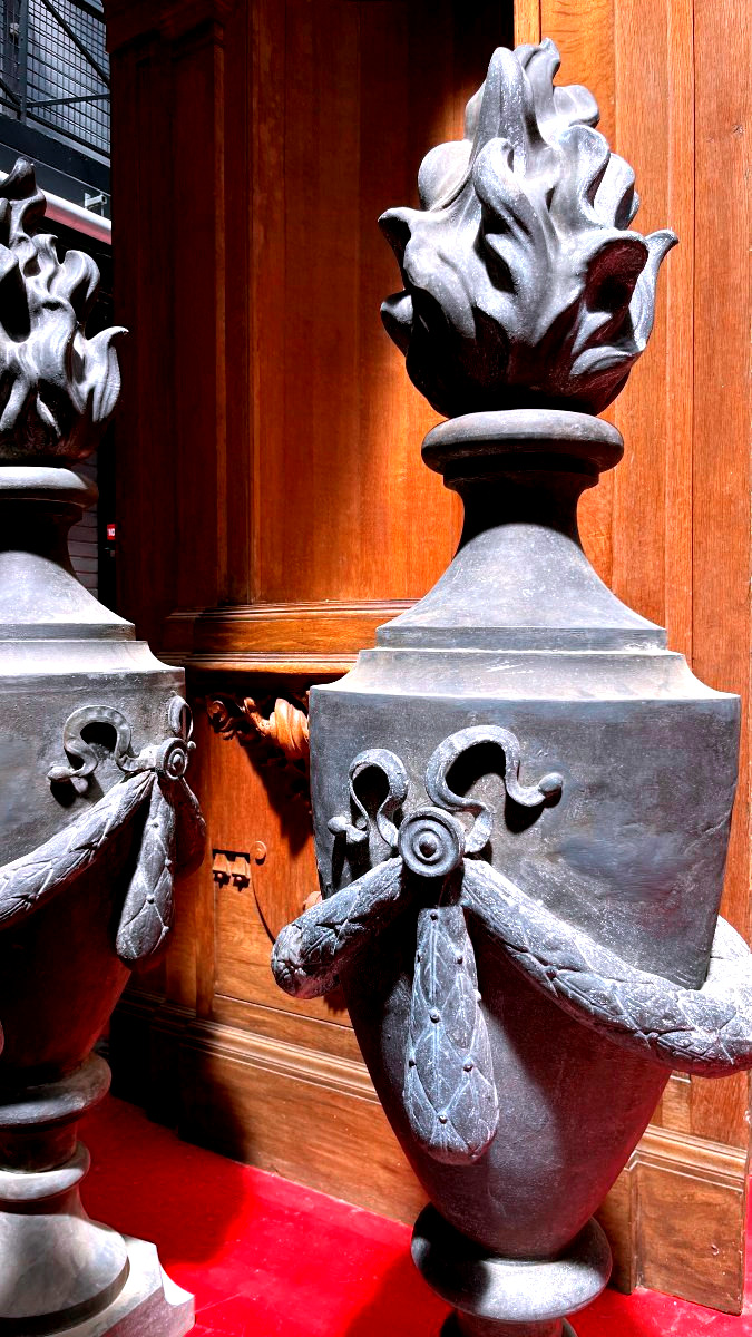 Importante suite de trois pots-à -feux en zinc - XIXeme siècle-photo-1