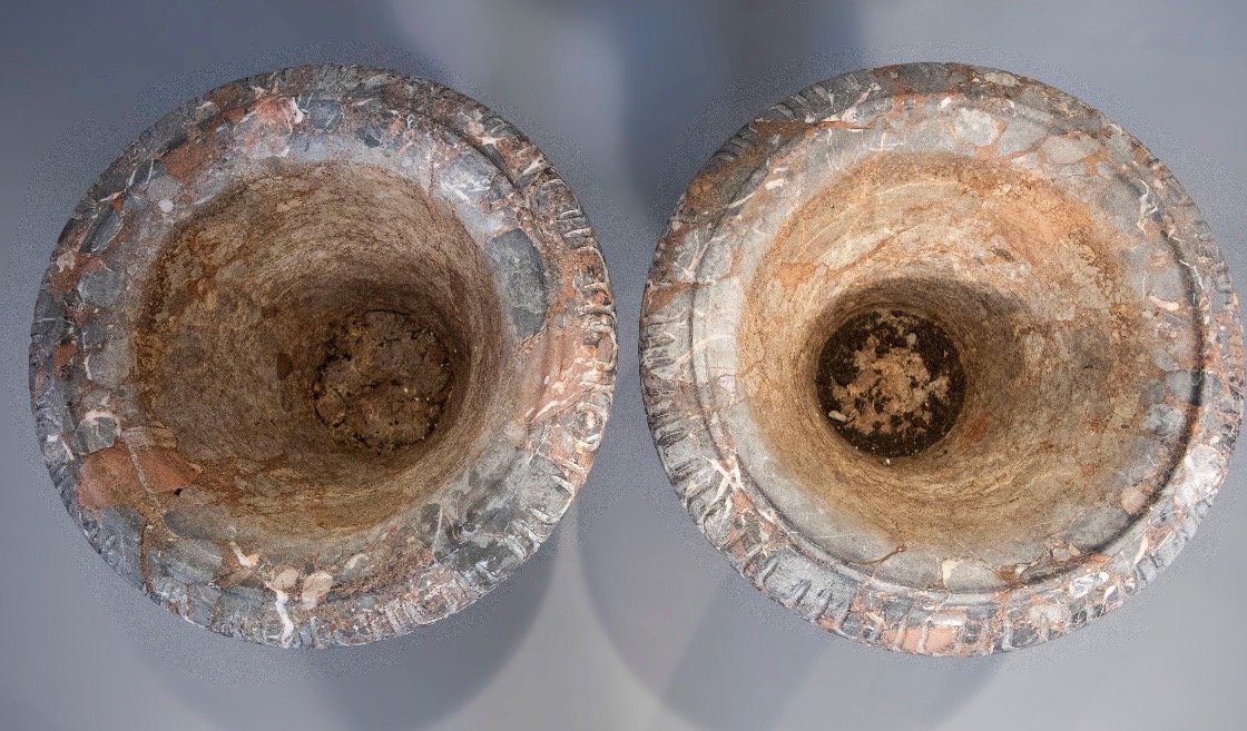 Pair Of Medici Vases In Breccia Marble - Work End XVIII-photo-3