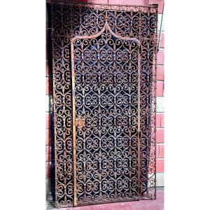 Superb Entrance Door In Wrought And Hammered Iron With Its Frame - Circa 1800