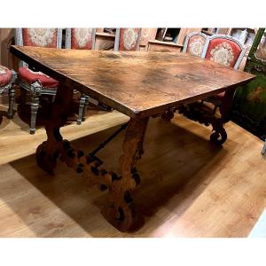 Spanish Walnut Table With Monoxyl Top - Spain 18th Century