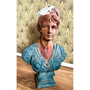 Buste de Femme en fonte à réhauts polychrome - 19ème. siècle