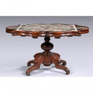 Oak Pedestal Table With Polylobed Top - Circa 1830