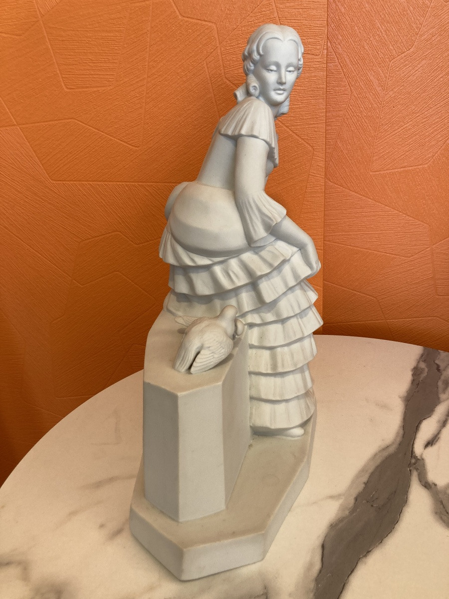 Woman With Biscuit Doves -photo-4