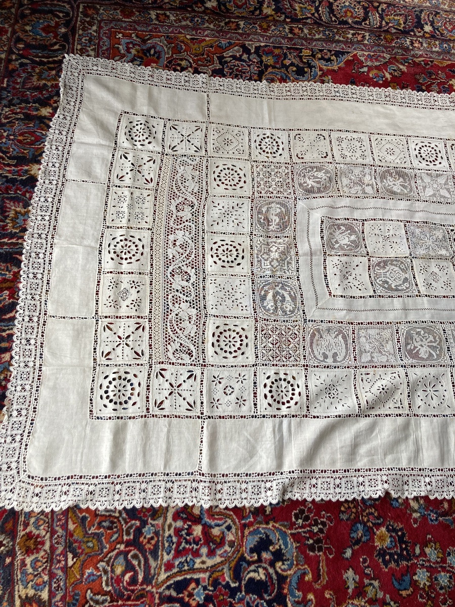 Nappe brodée -photo-2