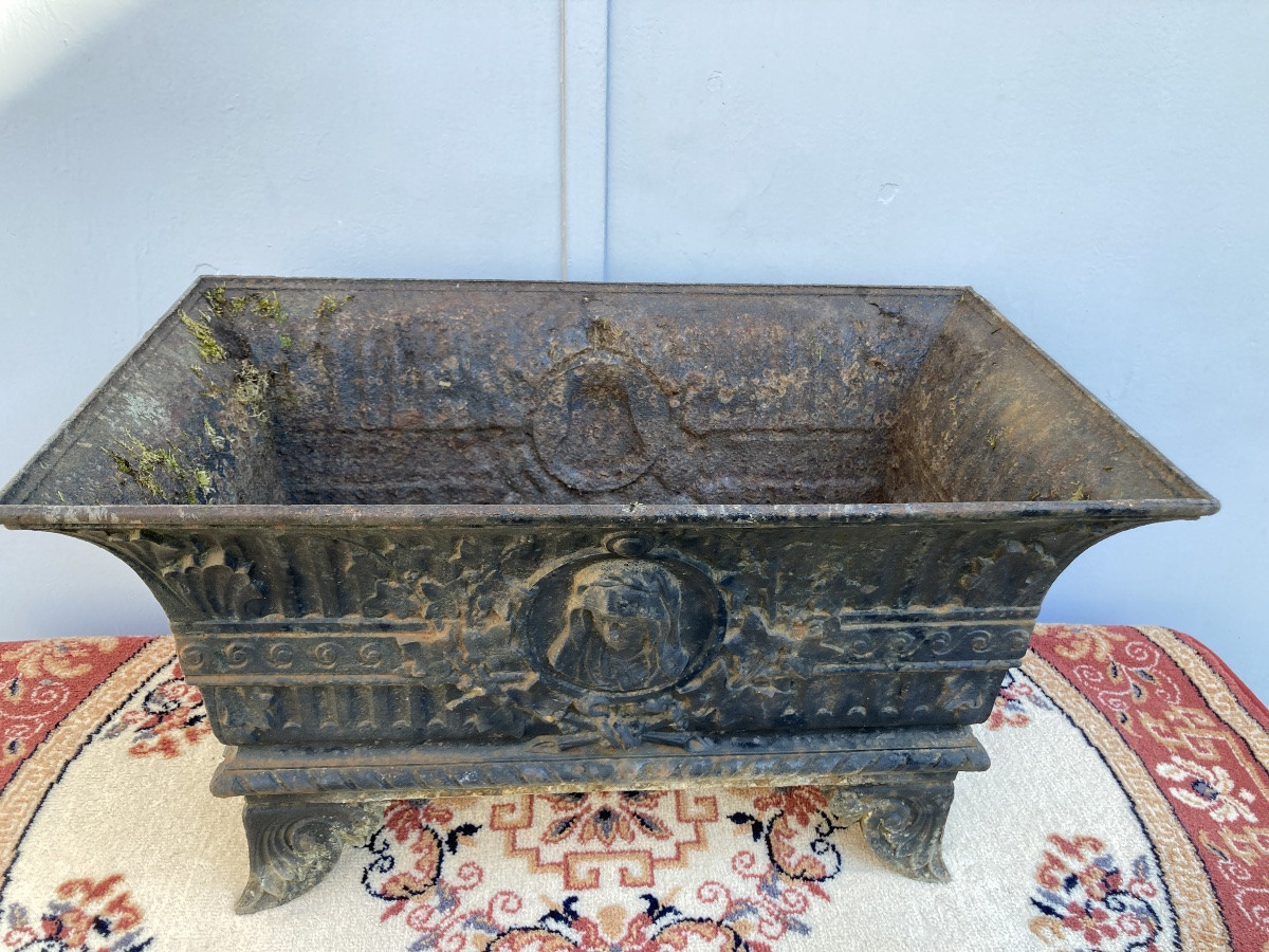 Cast Iron Planter-photo-1