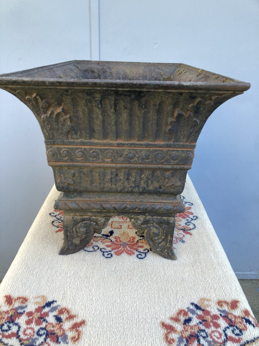 Cast Iron Planter-photo-7