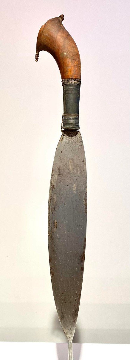 Ancienne Et Exceptionnelle épée Courte Du Type Barong De La Tribu Moro Philippines / 19ème 