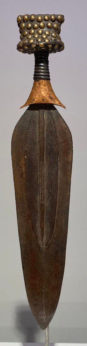 Ancienne épée Courte De La Tribu Ngandu Saka Zande Dr Congo Afrique ca 1900