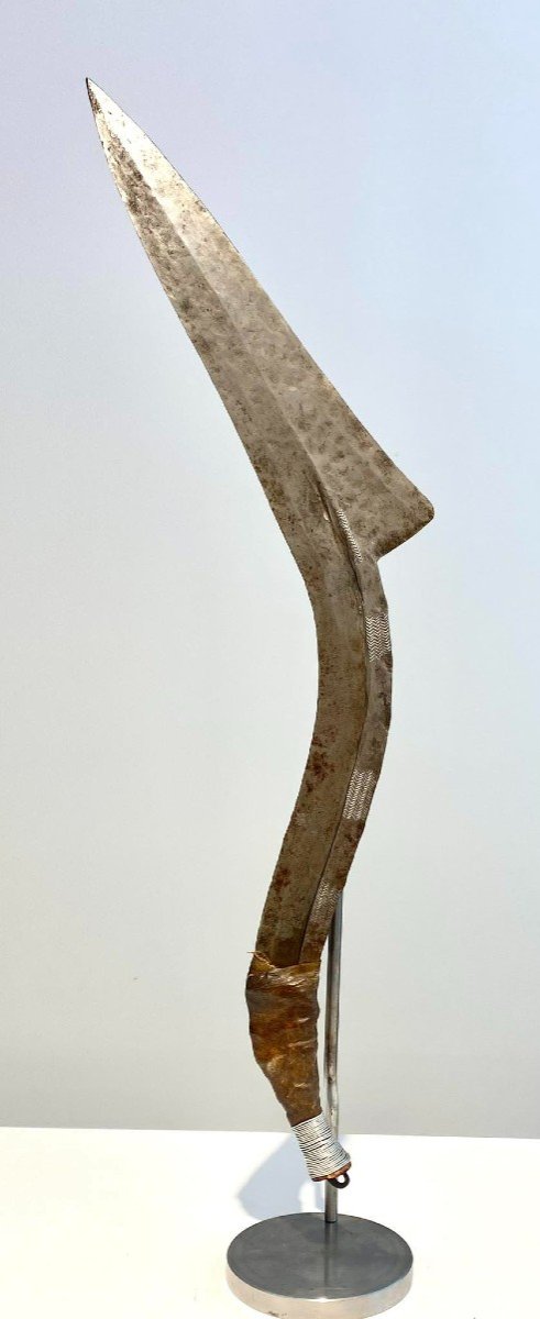 Old And Exceptional Throwing Knife Mbudja Nzombo Ngbaka Ngombe Congo Ubangi Africa - Ca 1900