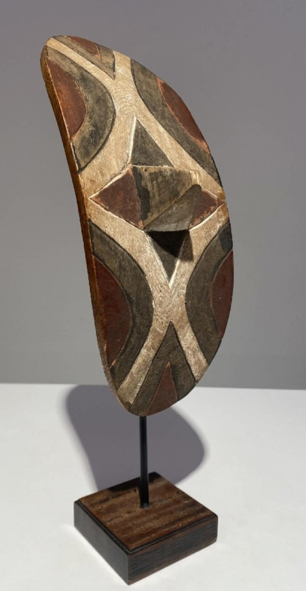 Tutsi Shield - Rwanda - African Art - Late 19th - Early 20th Century - Perfect Condition