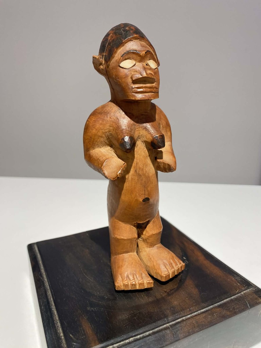 Beembe statue Bembe DR Congo Brazzaville 19th century Art Africain Tribal Bakongo Art Africain-photo-2
