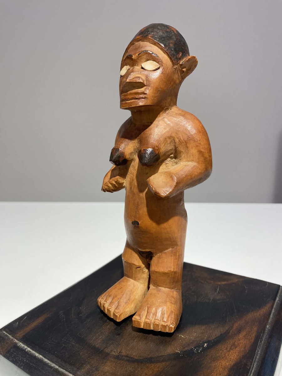 Beembe statue Bembe DR Congo Brazzaville 19th century Art Africain Tribal Bakongo Art Africain-photo-1