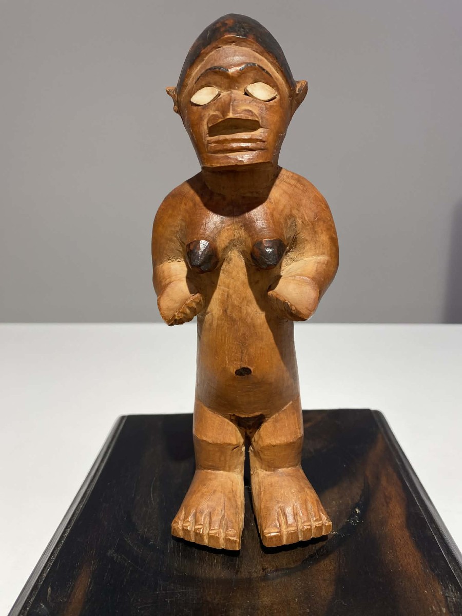 Beembe statue Bembe DR Congo Brazzaville 19th century Art Africain Tribal Bakongo Art Africain