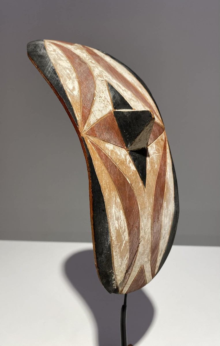 Tutsi Shield - Rwanda - African Art - Late 19th - Early 20th Century - Congo - Burundi-photo-2