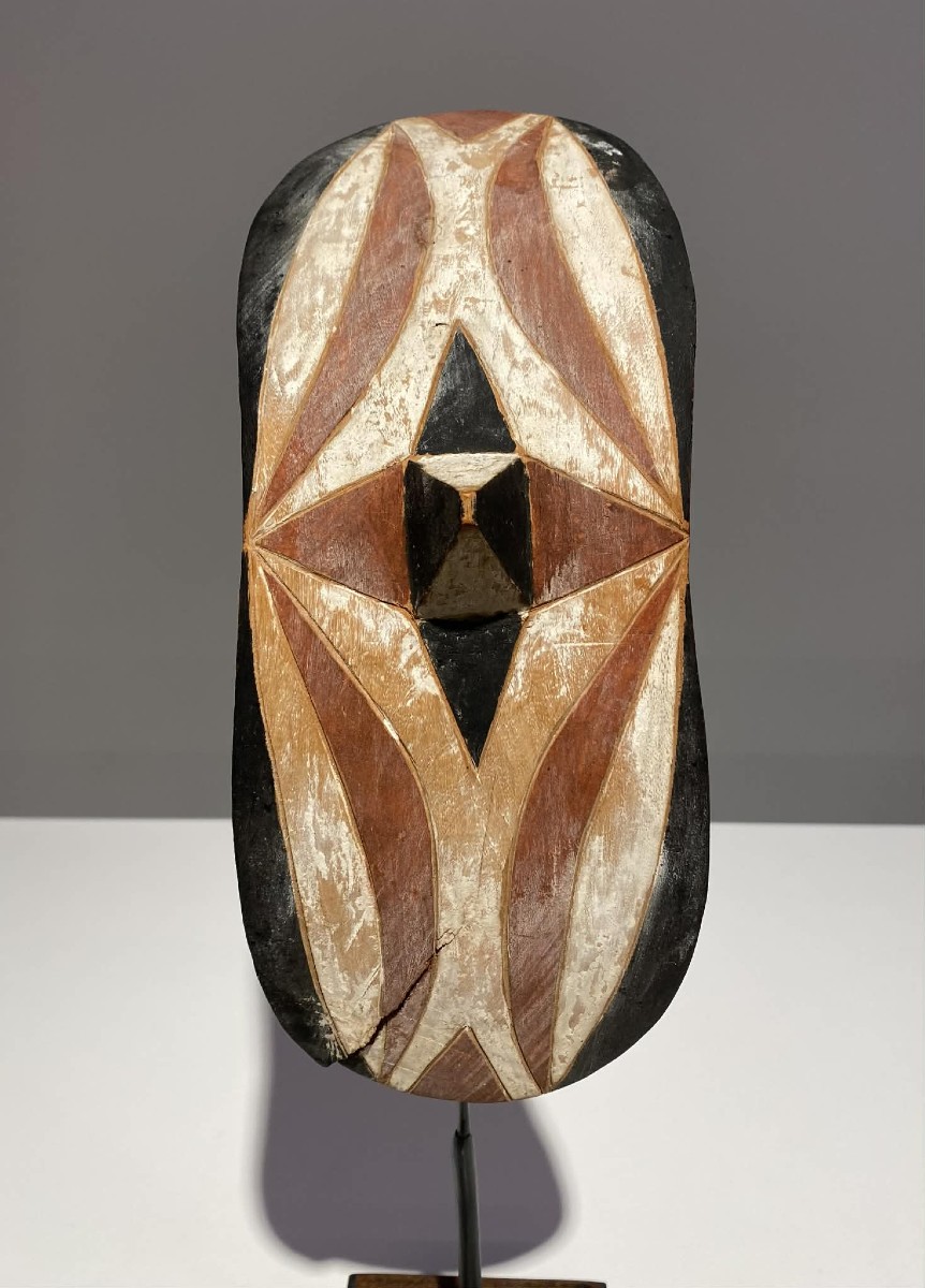 Tutsi Shield - Rwanda - African Art - Late 19th - Early 20th Century - Congo - Burundi