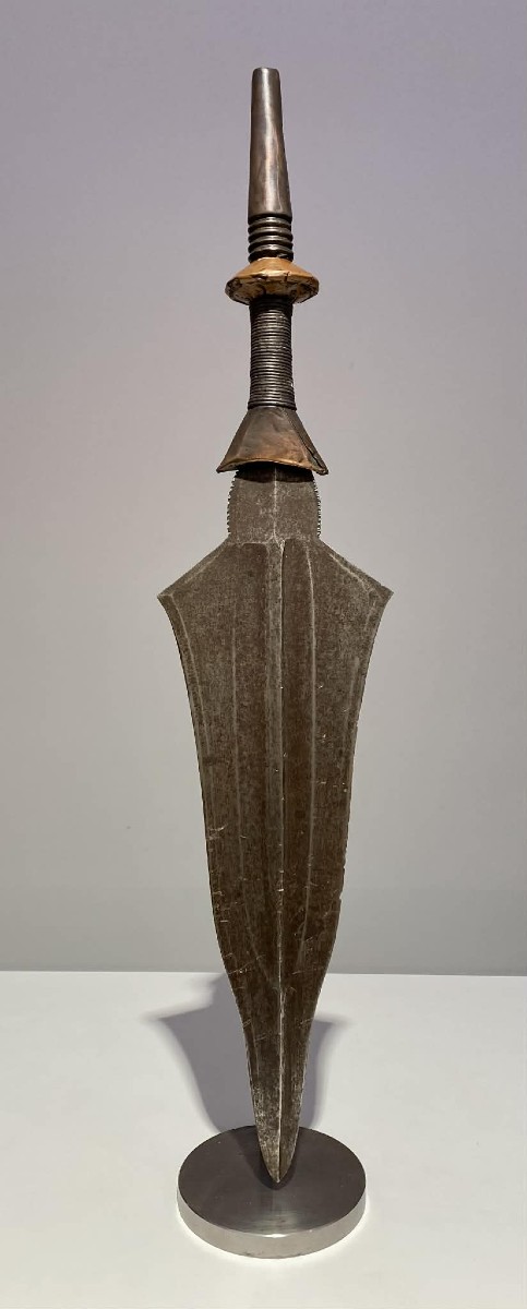  Large Knife Or Saber Of The Ngandu Saka Mongo Tribe, Democratic Republic Of Congo / Kongo, 19th Century, Circa 1900-photo-2