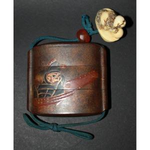 Inro, Netsuke - Amber, Ivory, Lacquer - Inro With 2 Oni's And Demons Shoki With Shishi Edo Japan