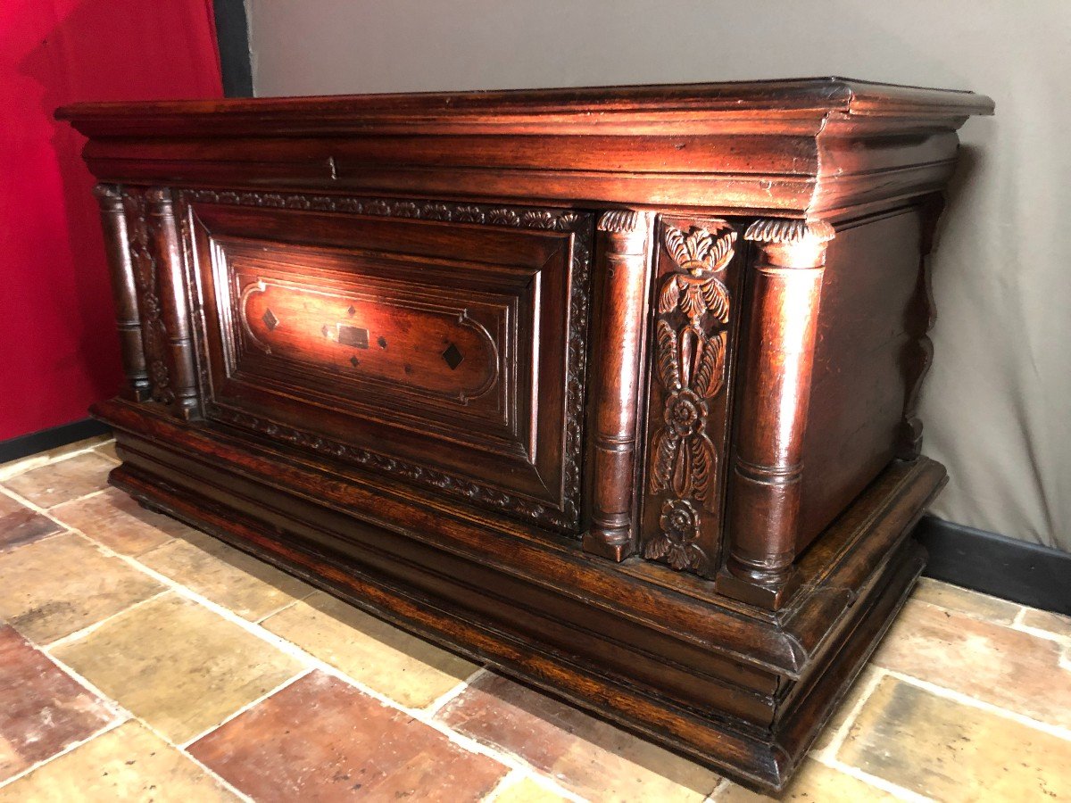 Chest Of Louis XIV Period In Oak Wood-photo-1