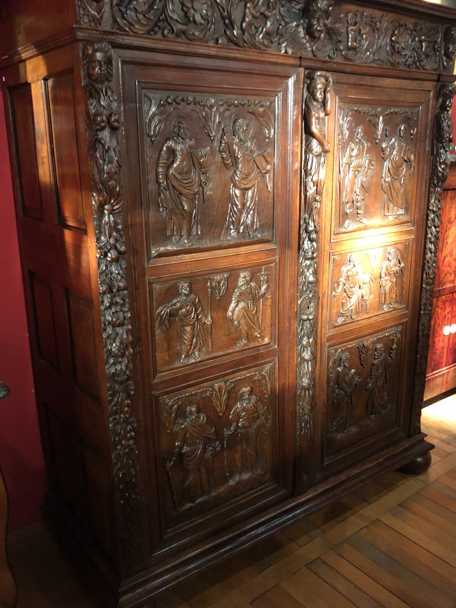 Rare Cabinet Of Sumène Representing The Twelve Apostles-photo-3