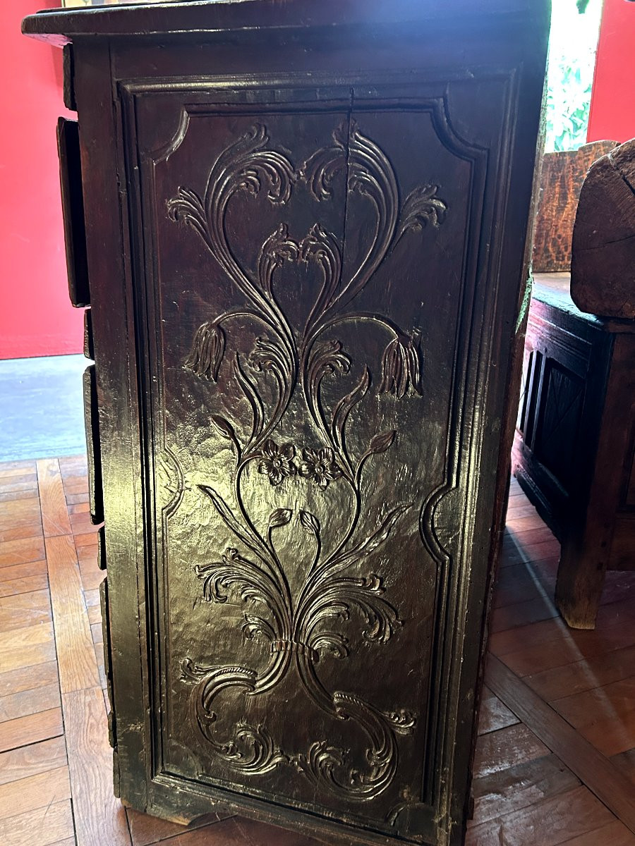 Italian Chest Of Drawers-photo-5