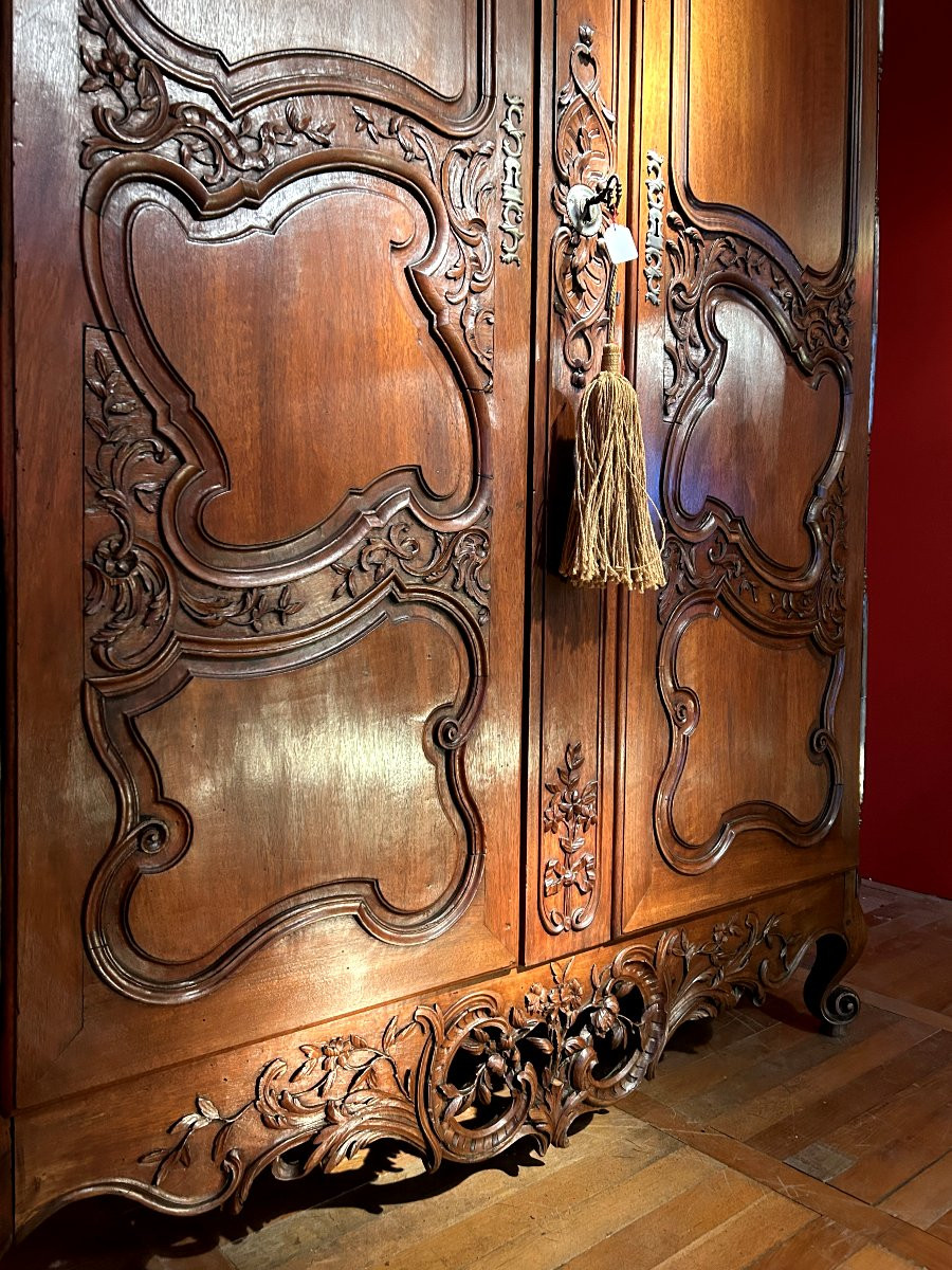 Armoire Provençale de Présentation à Portes Galbée -photo-3