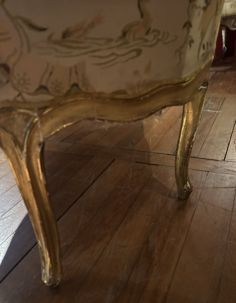 Banquette corbeille en bois doré d'époque Louis XV-photo-7