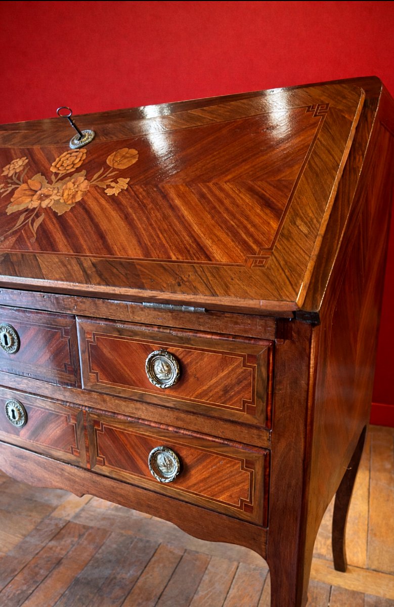 18th Century Marquetry Slant-front Desk-photo-1