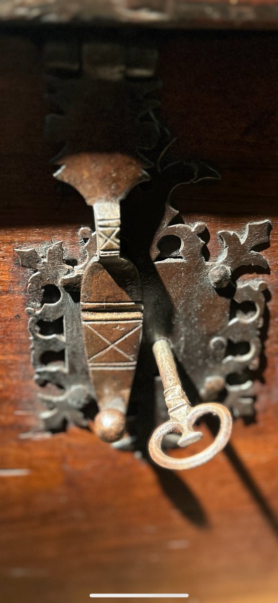 Coffre Louis XIII-photo-4