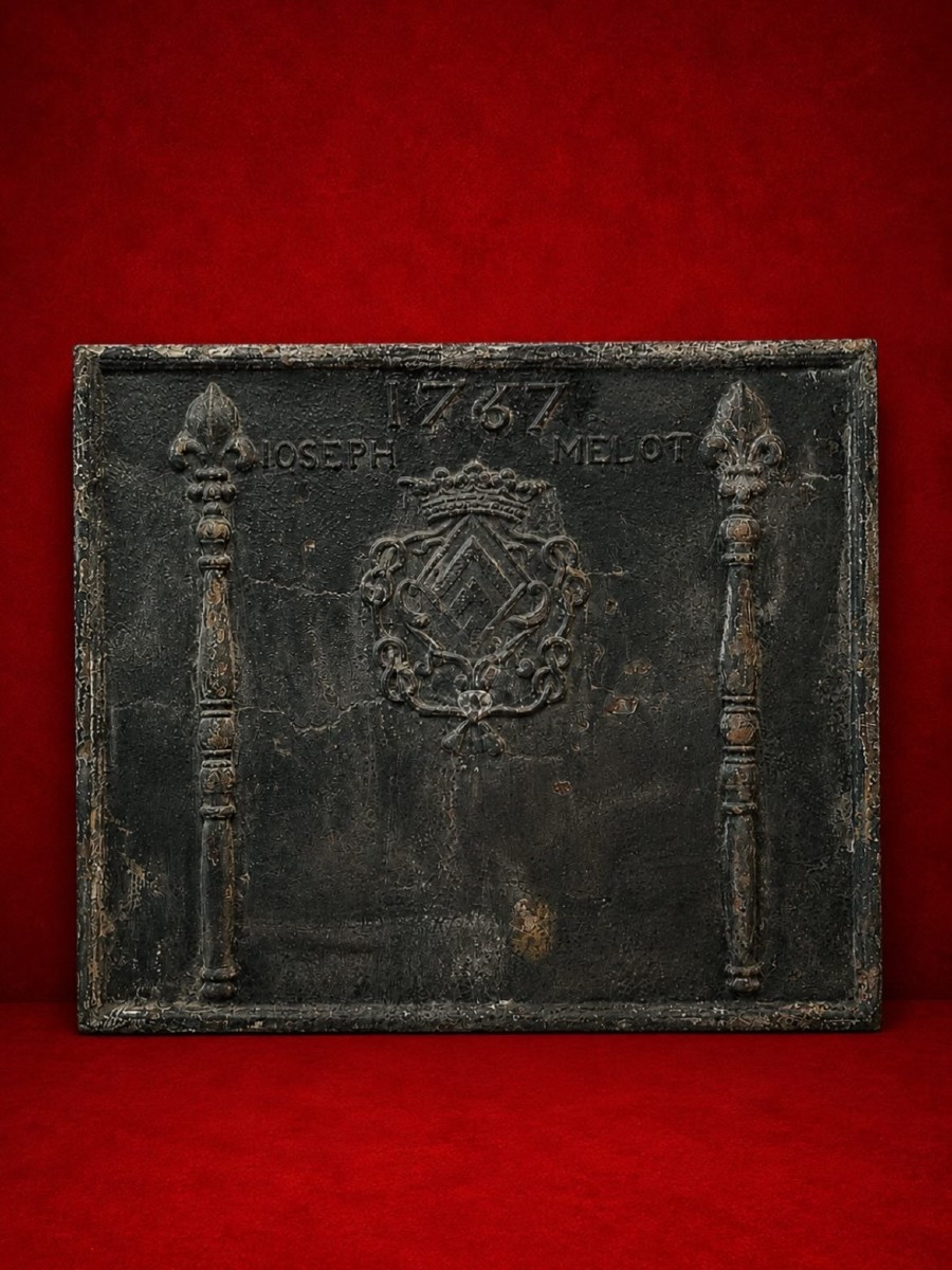 Plaque de cheminée d'époque Louis XV