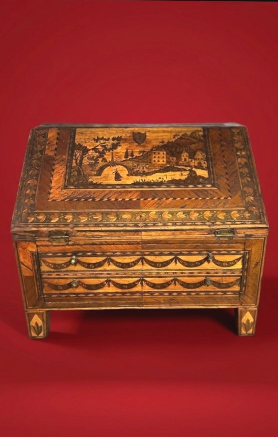Bureau " dos d'âne " de Maitrise
