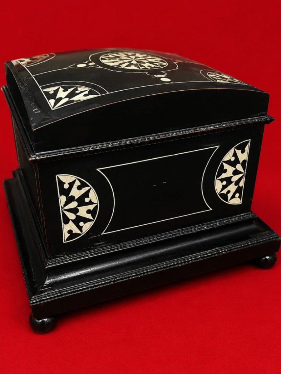Italian Chest-photo-3