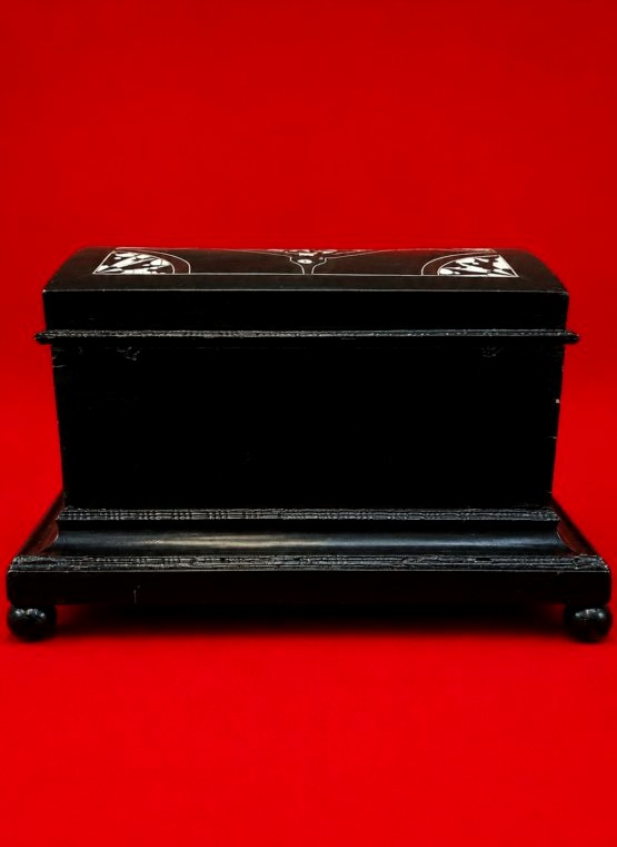 Italian Chest-photo-3
